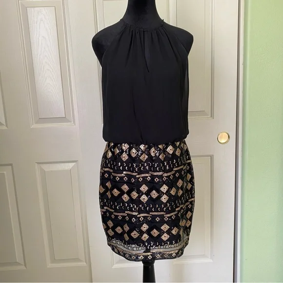 Windsor | Dresses | Windsor Size M Black And Gold Sequin Halter Dress |  Poshmark